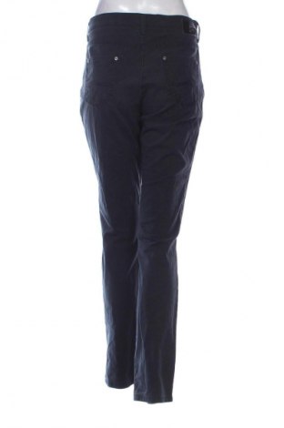 Дамски дънки Brax, Размер XL, Цвят Черен, Цена 23,51 €