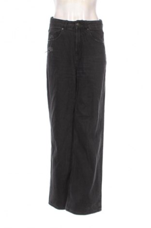 Дамски дънки Cropp, Размер S, Цвят Черен, Цена 19,94 €