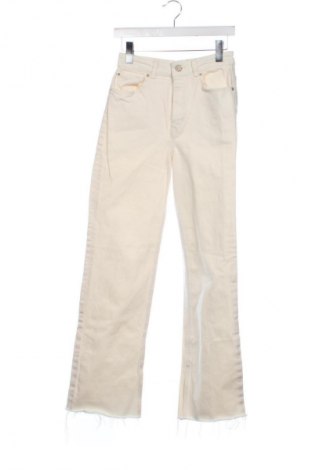 Damskie jeansy Denim Co., Rozmiar S, Kolor ecru, Cena 32,99 zł