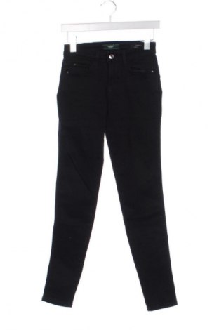 Blugi de femei Guess, Mărime XS, Culoare Negru, Preț 70,99 Lei