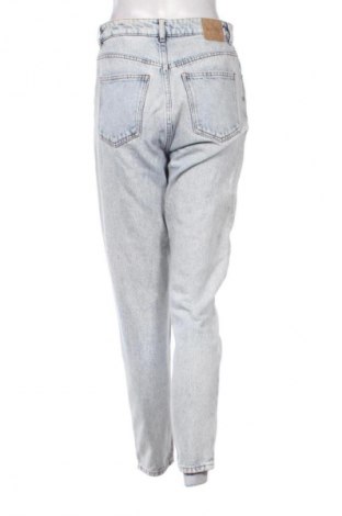 Blugi de femei Hugo Boss, Mărime S, Culoare Albastru, Preț 304,99 Lei