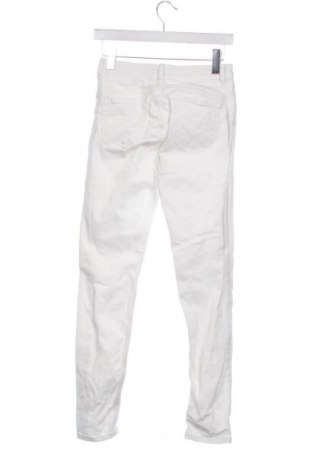 Дамски дънки Mango, Размер S, Цвят Бял, Цена 13,80 €