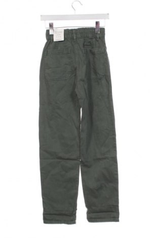 Дамски дънки Pull&Bear, Размер XS, Цвят Зелен, Цена 11,75 €
