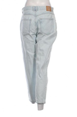 Γυναικείο Τζίν Pull&Bear, Μέγεθος L, Χρώμα Μπλέ, Τιμή 12,99 €