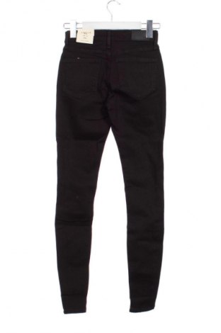 Dámské džíny  River Island, Velikost XXS, Barva Černá, Cena  429,00 Kč