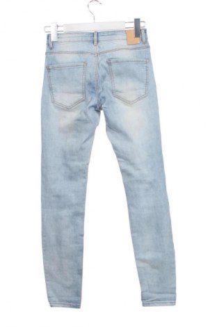 Дамски дънки Stradivarius, Размер XXS, Цвят Син, Цена 10,73 €