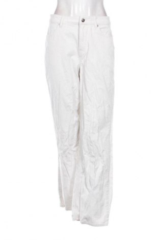 Дамски джинси H&M Divided, Размер M, Цвят Бял, Цена 6,64 €