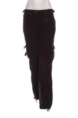 Дамски джинси Refree, Размер M, Цвят Кафяв, Цена 6,13 €