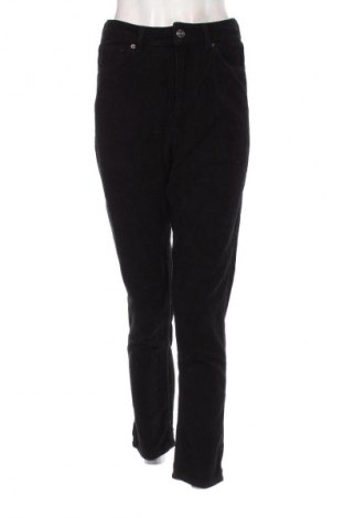 Damskie sztruksy Urban Outfitters, Rozmiar S, Kolor Czarny, Cena 10,99 zł