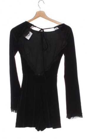 Дамски къс гащеризон Bershka, Размер XS, Цвят Черен, Цена 9,20 €