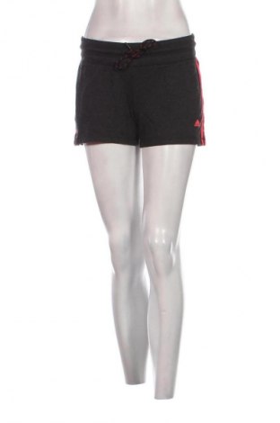 Дамски къс панталон Adidas, Размер M, Цвят Многоцветен, Цена 8,69 €