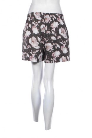 Дамски къс панталон Esmara, Размер L, Цвят Многоцветен, Цена 6,64 €