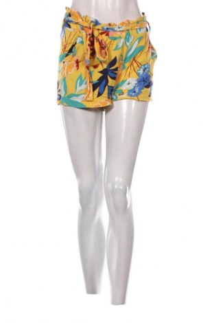 Дамски къс панталон LCW, Размер M, Цвят Многоцветен, Цена 5,62 €
