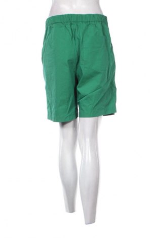 Дамски къс панталон Marc O'Polo, Размер M, Цвят Зелен, Цена 18,40 €