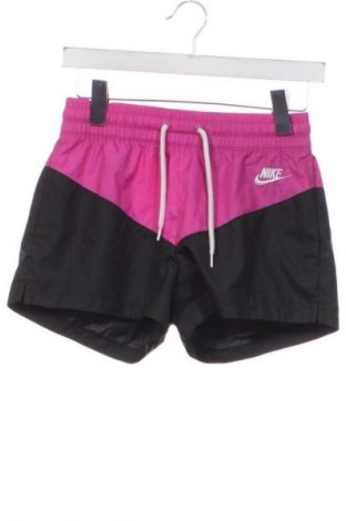 Дамски къс панталон Nike, Размер XS, Цвят Многоцветен, Цена 13,80 €