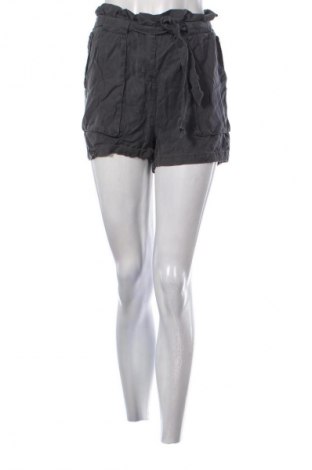 Női rövidnadrág Promod, Méret S, Szín Szürke, Ár 1 989 Ft