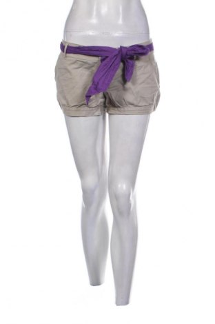 Дамски къс панталон Tally Weijl, Размер M, Цвят Бежов, Цена 5,11 €