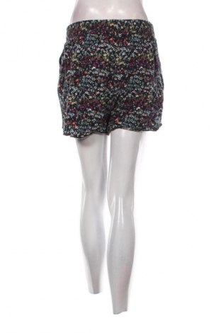 Дамски къс панталон Unbranded, Размер M, Цвят Многоцветен, Цена 9,20 €