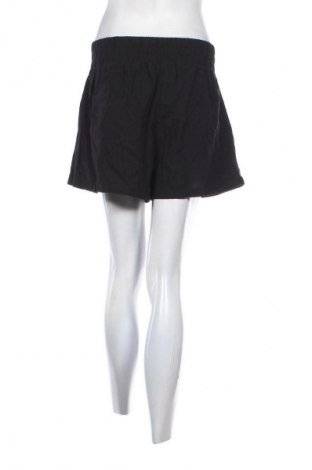 Дамски къс панталон Unbranded, Размер M, Цвят Черен, Цена 9,20 €