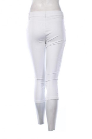 Дамски къс панталон Unbranded, Размер S, Цвят Бял, Цена 9,20 €