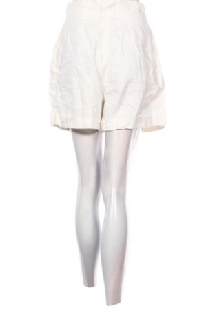 Pantaloni scurți de femei ZAPA, Mărime M, Culoare Alb, Preț 69,99 Lei