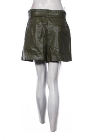 Damskie szorty Zara, Rozmiar M, Kolor Zielony, Cena 46,99 zł