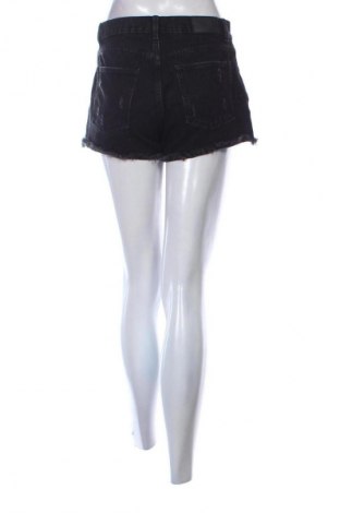 Дамски къс панталон Zara, Размер M, Цвят Черен, Цена 8,00 €