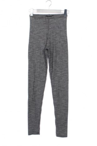 Női leggings Pretty Little Thing, Méret XS, Szín Szürke, Ár 669 Ft