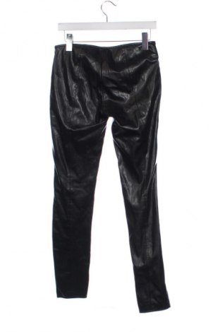 Дамски клин United Colors Of Benetton, Размер M, Цвят Черен, Цена 7,66 €