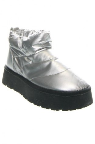 Obuwie damskie Graceland, Rozmiar 42, Kolor Srebrzysty, Cena 84,99 zł