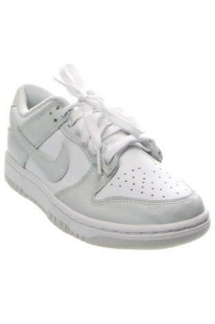 Γυναικεία παπούτσια Nike, Μέγεθος 38, Χρώμα Πολύχρωμο, Τιμή 66,99 €