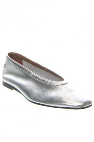 Obuwie damskie Tommy Hilfiger, Rozmiar 38, Kolor Srebrzysty, Cena 396,99 zł