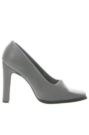 Γυναικεία παπούτσια Vero Cuoio, Μέγεθος 39, Χρώμα Ασημί, Τιμή 16,99 €