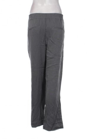 Дамски панталон Berghaus, Размер XL, Цвят Сив, Цена 15,33 €