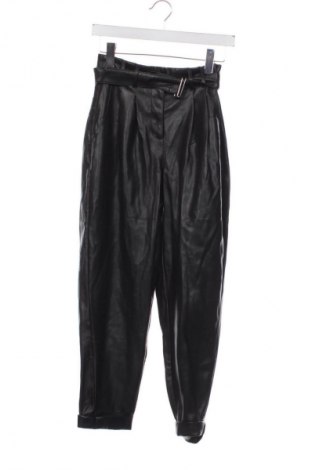 Dámské kalhoty  Bershka, Velikost XS, Barva Černá, Cena  69,00 Kč