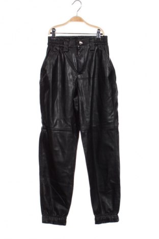 Dámské kalhoty  Bershka, Velikost XS, Barva Černá, Cena  69,00 Kč