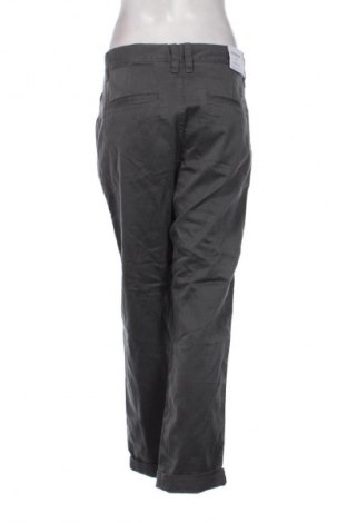 Дамски панталон Cotton On, Размер XL, Цвят Сив, Цена 9,20 €