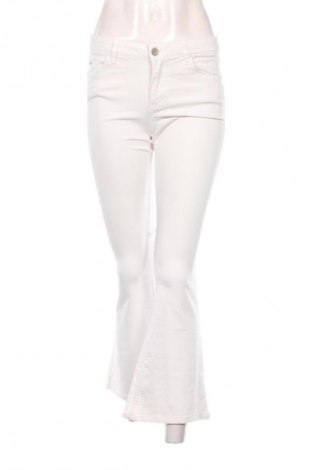 Дамски панталон LCW, Размер M, Цвят Бял, Цена 15,33 €