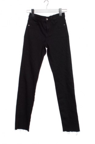 Damskie spodnie ONLY, Rozmiar XXS, Kolor Czarny, Cena 21,99 zł