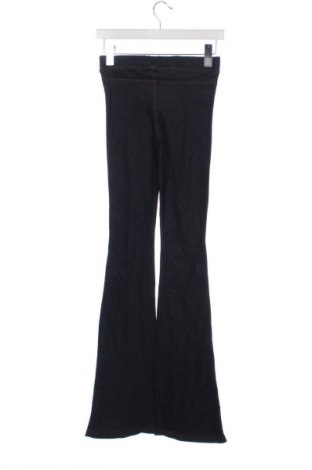 Дамски панталон Pull&Bear, Размер S, Цвят Син, Цена 24,03 €