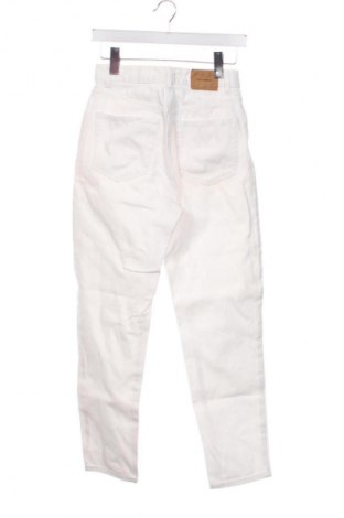 Дамски панталон Pull&Bear, Размер XS, Цвят Екрю, Цена 6,13 €