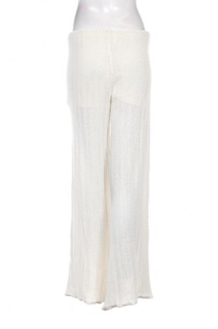 Дамски панталон Pull&Bear, Размер L, Цвят Екрю, Цена 9,20 €