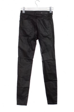 Дамски панталон Stradivarius, Размер XS, Цвят Черен, Цена 12,78 €