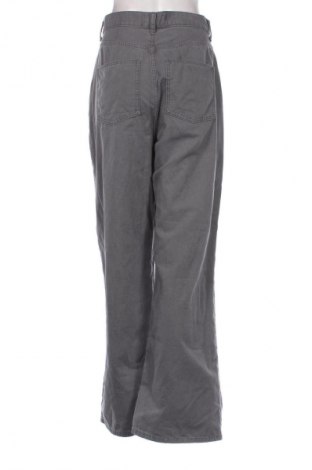 Дамски панталон Unbranded, Размер L, Цвят Сив, Цена 11,24 €
