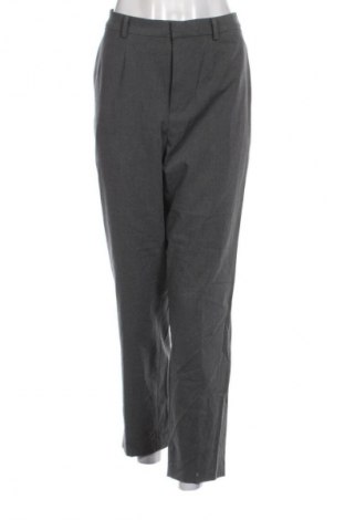 Дамски панталон Uniqlo, Размер L, Цвят Сив, Цена 8,69 €