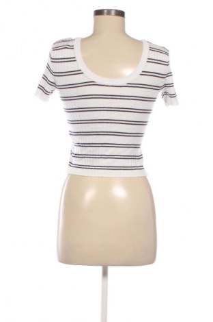 Dámský svetr Bershka, Velikost M, Barva Vícebarevné, Cena  69,00 Kč