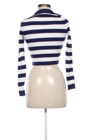 Damski sweter Bershka, Rozmiar M, Kolor Kolorowy, Cena 14,99 zł