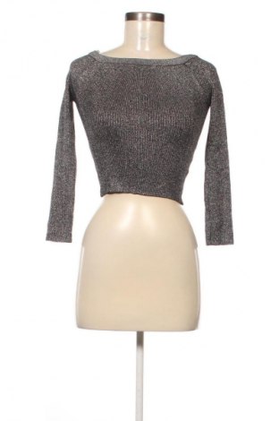 Dámský svetr Miss Valley, Velikost S, Barva Stříbrná, Cena  99,00 Kč