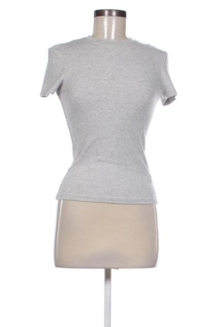 Дамски пуловер Pigalle, Размер XS, Цвят Сребрист, Цена 9,71 €