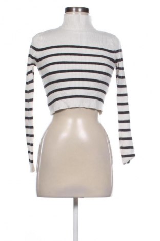 Дамски пуловер Pull&Bear, Размер S, Цвят Многоцветен, Цена 11,75 €